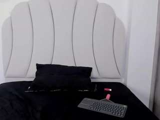 kaity-layne camsoda stream image