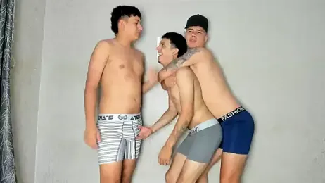 pelusos_mens stripchat stream image