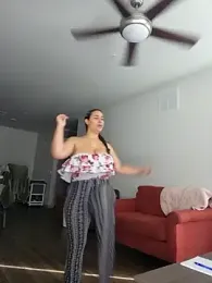 cinnaminnie stripchat stream image