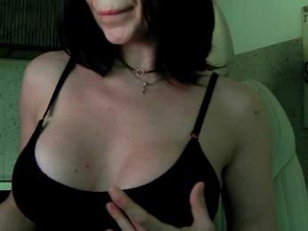 Mashulya29 bongacams stream image