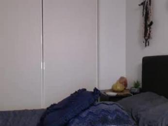 bella_bloom1 chaturbate stream image