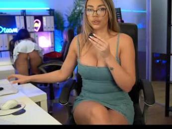 babesgowild chaturbate stream image