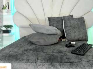 daniela-tovar camsoda stream image