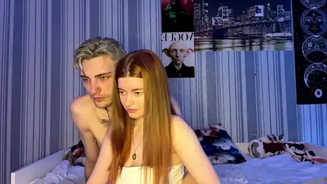 EmiliaCouple stripchat stream image