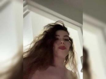 YourLadyyy bongacams stream image