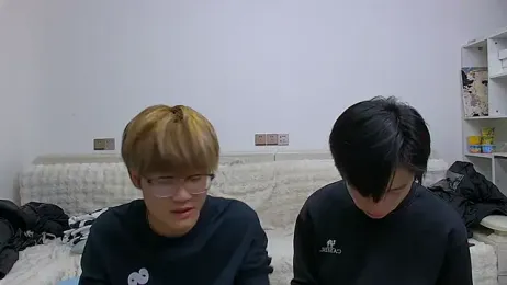 KK-cuteboy stripchat stream image