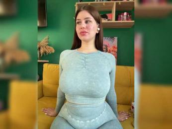 Maalaaa15 bongacams stream image