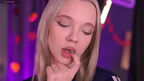 TastyTiffy stripchat stream image