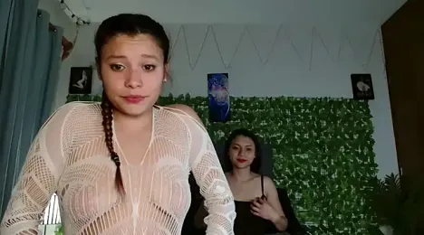 3littleschoolteens stripchat stream image