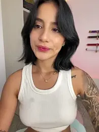 Ale_Lewis stripchat stream image