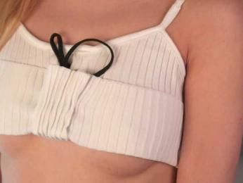 ilittleheart bongacams stream image