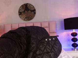 ashley-bruce camsoda stream image