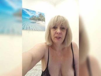 mery8poppins bongacams stream image