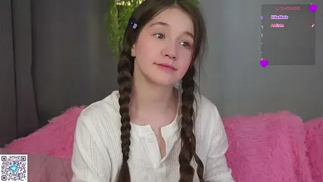 AmiLewis stripchat stream image