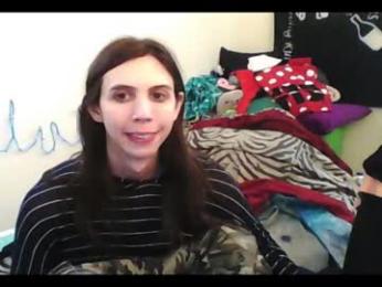 totalfuckingadorable chaturbate stream image