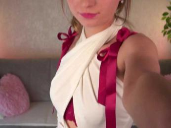 ilittleheart bongacams stream image