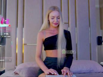 WhiteGirl-one bongacams stream image