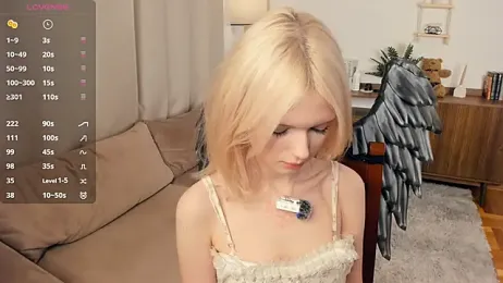 LaureMestler stripchat stream image