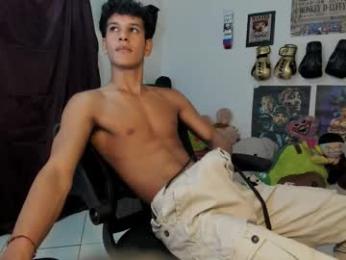 brandonstonexl chaturbate stream image, 10.03.2026 23:40