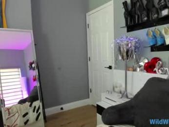 wildwifebarbie chaturbate stream image