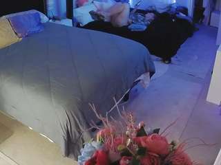 voyeurcam-house-charleys-room camsoda stream image