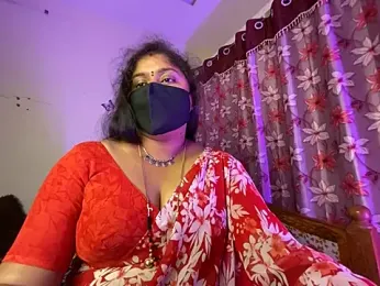 LouleyRanii stripchat stream image