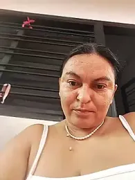 Horny-Mommy-Dirty stripchat stream image