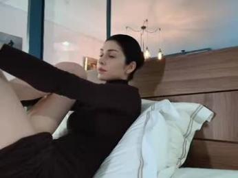 milla_bella chaturbate stream image, 23.03.2026 22:10
