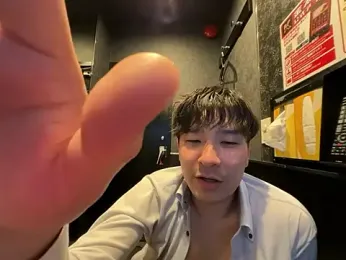 yuuki8910 stripchat stream image