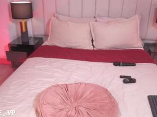 nicoleth28 camsoda stream image