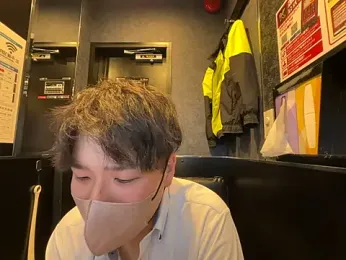 yuuki8910 stripchat stream image