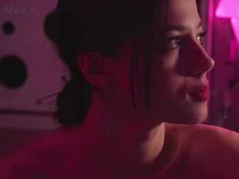 Taanni bongacams stream image