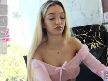 sassyt33n chaturbate stream image