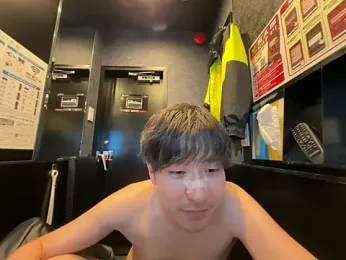 yuuki8910 stripchat stream image