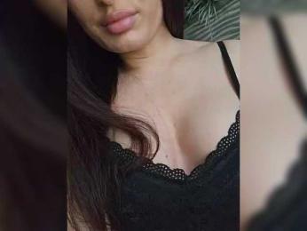 XStrawberryX bongacams stream image