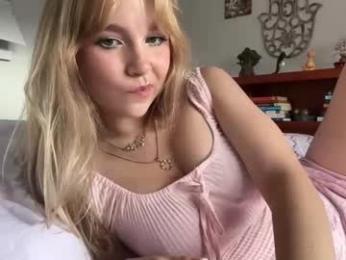 kittengirlxo chaturbate stream image