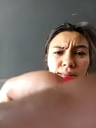 LIZ-06_ stripchat stream image