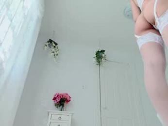 littlegreekflower chaturbate stream image