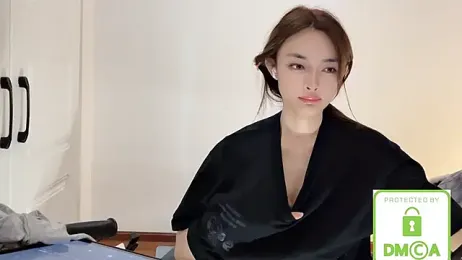 Nivaria- stripchat stream image, 15.05.2026 06:20