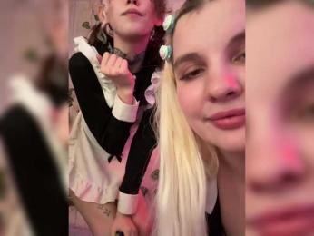 Molly-and-Ewa bongacams stream image