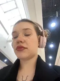 Honey___Hot stripchat stream image