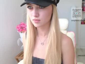 brilliantvictoria chaturbate stream image