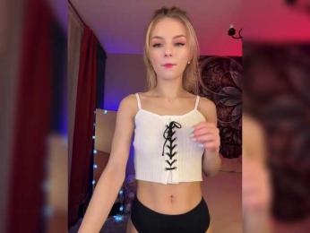 ilittleheart bongacams stream image