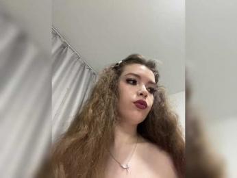 YourLadyyy bongacams stream image