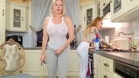 TUNDEROSE1 stripchat stream image