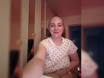 cherryygirl bongacams stream image