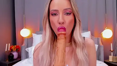 EmillyBronte stripchat stream image