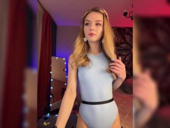 ilittleheart bongacams stream image