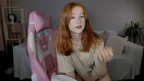 Leahsthetics stripchat stream image