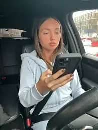 AngelinaMoore stripchat stream image